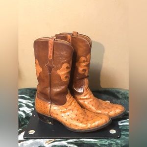 Full quill hard toe custom made, Lucchese, dress boots.